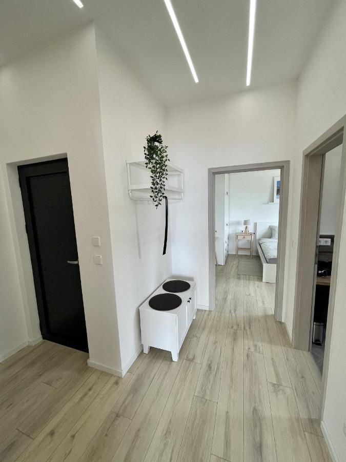 Lambda Holiday Apartments Jesenice  Exterior photo